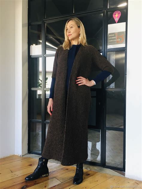 Кардиган длинный из пряжи букле в интернет-магазине Ярмарка Мастеров по ...