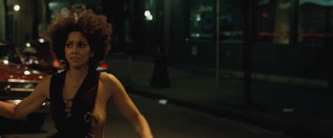 Холли Берри nude pics Страница