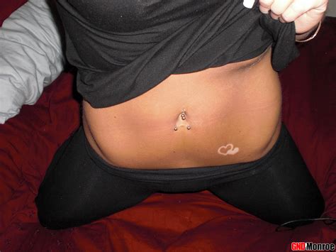 Amateur Chick Takes Self Shots While Getting Totally Naked On Her Bed Coedcherry