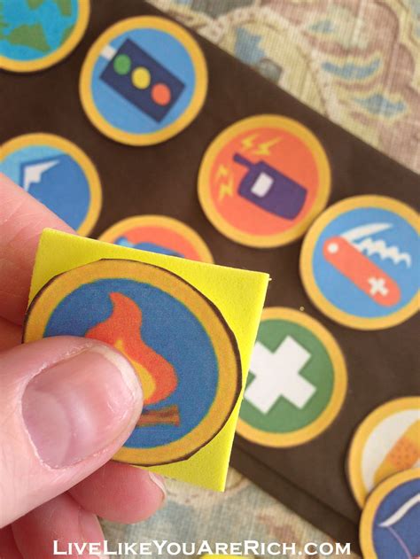 How To Make A Badge For Kids