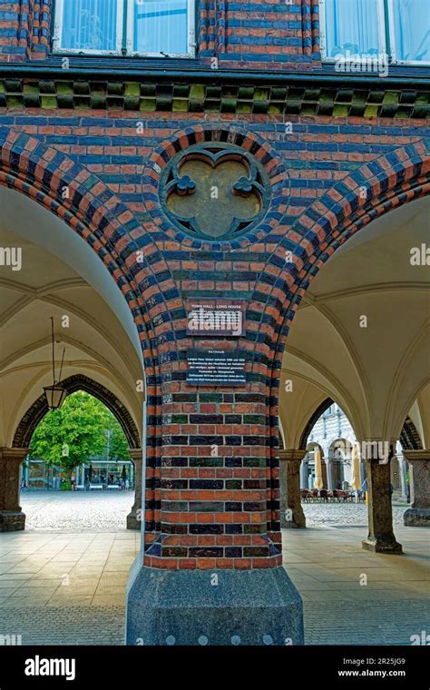 Rathaus Backsteingotik Detail Stock Photo Alamy