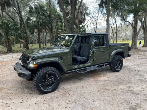 Happy Fri Yay Let S See Those Naked Jeep Photos Admin Warning No Nudity Allowed