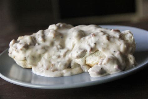 Smoked Brisket Cream Gravy with Buttermilk Biscuits - recipe