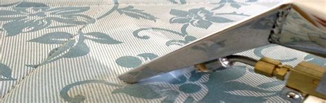 Обработка диванов антистатиком в Москве