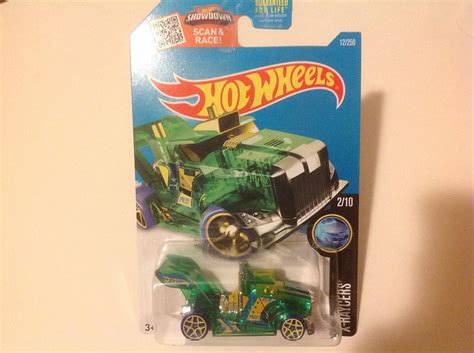 Amazon Hot Wheels X Raycers Rig Storm Green Treasure