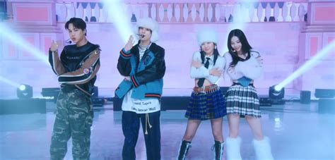 Kai EXO KARINA aespa Jeno NCT Seulgi Red Velvet dévoilent la performance de Hot