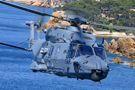 Airbus entrega el primer NH90 al Ejército del Aire Español