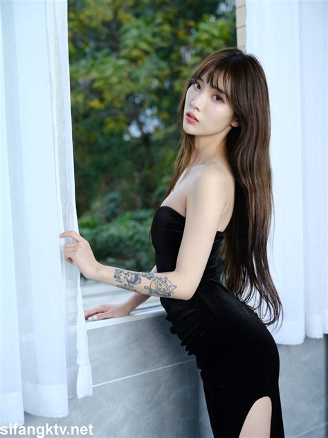 Hit x Hot 国模白雪大尺度人体私拍套图 Page