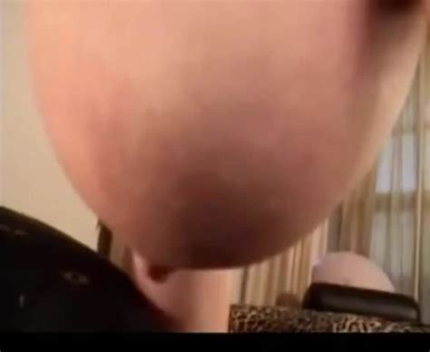 Swingende MILF Mit Schlaffen Titten XHamster