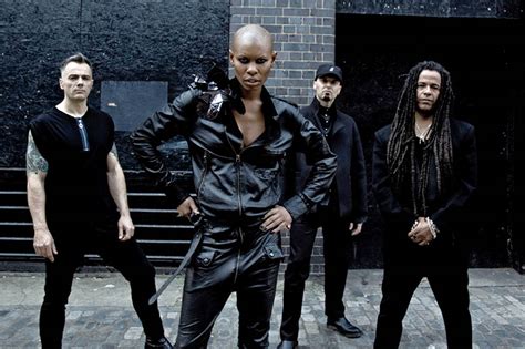 Noisy Naples Fest Skunk Anansie All Arena Flegrea Il Luglio Info