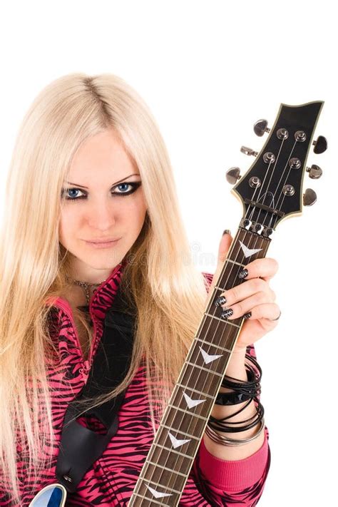 Blonde Hermoso Con Una Guitarra Foto De Archivo Imagen De Guitarra Aislado