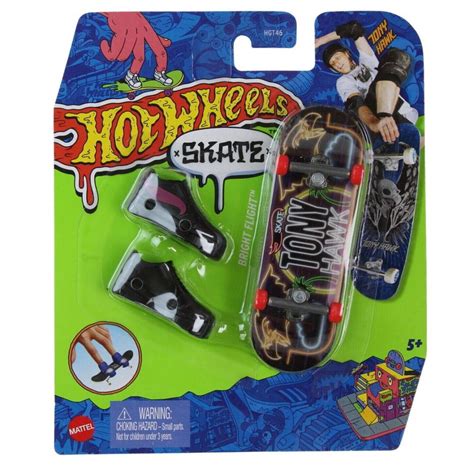 Mattel Hot Wheels fingerboard a boty 10 5 cm Br Maxíkovy hračky