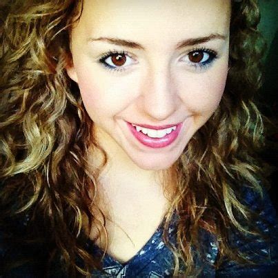 Hot Sexy Skylar Dayne Bikini Pics