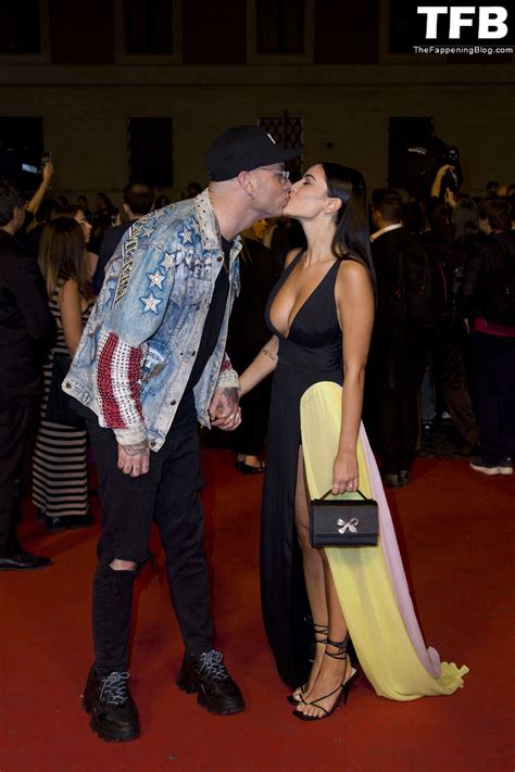 Martina Difonte Displays Her Sexy Tits On The Red Carpet For