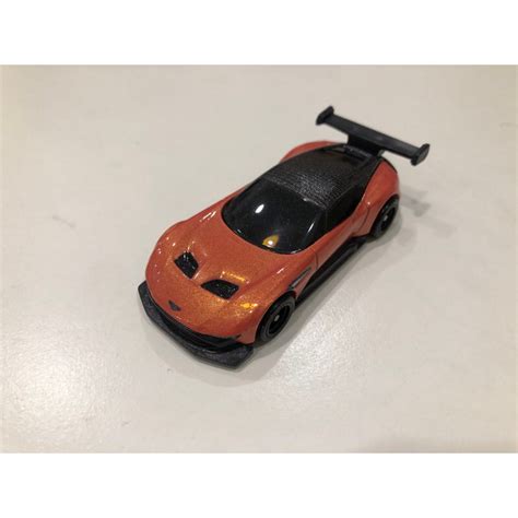 HOT WHEELS 風火輪 Aston Martin Volcan 膠胎 蝦皮購物