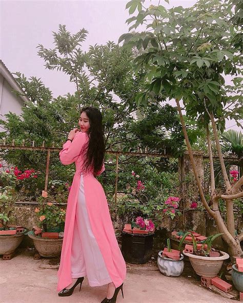 Dàn hot girl sở hữu vòng eo con kiến chăm khoe ảnh gợi cảm Gương mặt trẻ ZNEWS VN