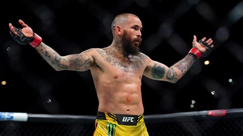 Marlon Vera meets rising bantamweight Mario Bautista at UFC Des Moines