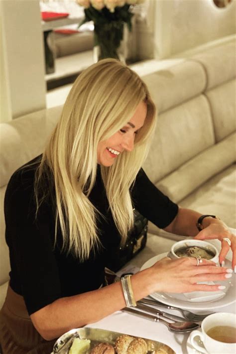 Charming Olena Y O From Kiev With Blonde Hair Id Ladadate