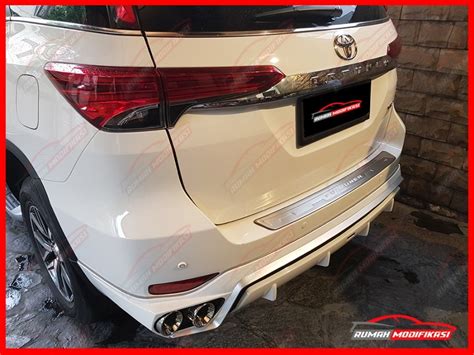 Jual Pelindung Bumper Belakang Fortuner VRZ Pengaman Bumper Fortuner