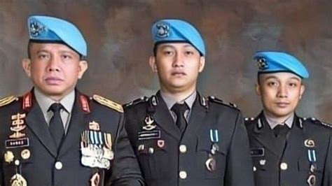 Akhirnya Bripka Rr Dan Ferdy Sambo Pecah Kongsi Pengacara Brigadir J