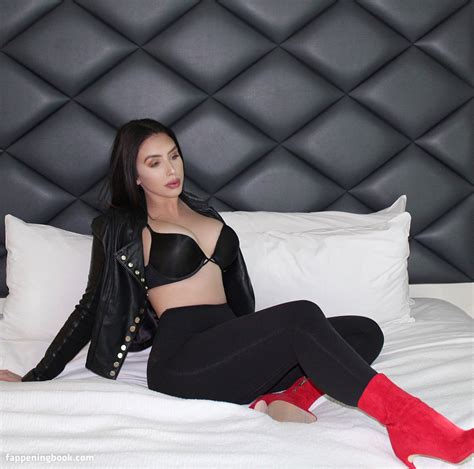 Alexis Fallon Nude OnlyFans Leaks Fappening FappeningBook