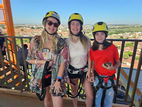 HOT BEACH OLÍMPIA inaugura a Tirô do Parafuso uma tirolesa de 280 metros VÍDEOS Empresarial