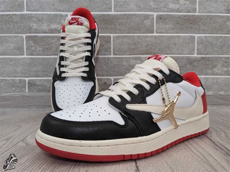 Кроссовки мужские Nike Air Jordan 1 \ Найк Аир Джордан \ ЛИЦЕНЗИЯ КОЖА ...