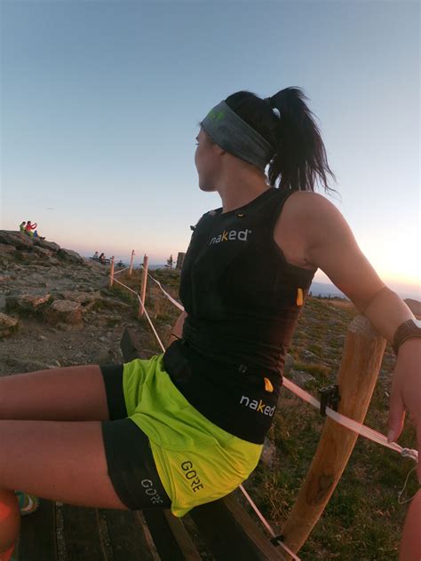 Naked Sports Innovations Naked Running Vest Und Naked Running Band Galerie Xc Run De