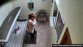 Blonde MILF Fingering Her Pussy XNXX