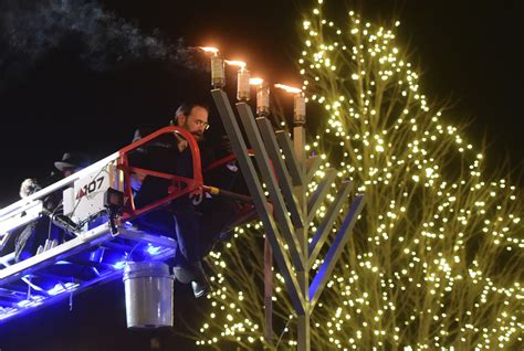 Menorah Lighting Ceremony In Easton PHOTOS The Morning Call