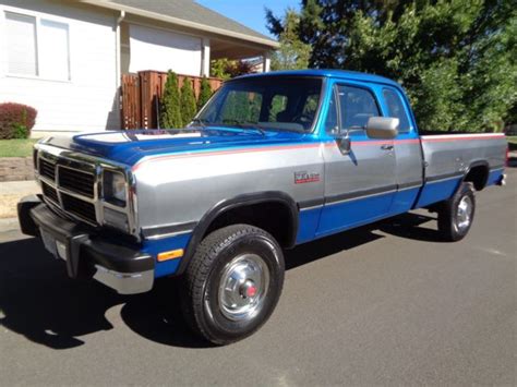 1992 Dodge Ram D250 2500 W250 4x4 Cummins Diesel Low Miles 1993 1991