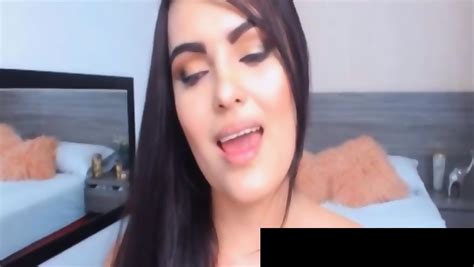 Gorgeous Babe With Big Tits Masturbates On Cam