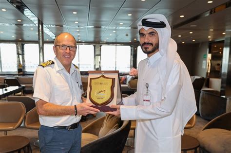 Superyacht ‘emerald Azzura Docks At Doha Port Read Qatar Tribune On
