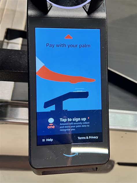 Amazon is allowing you to use your palm as a link to pay for food at