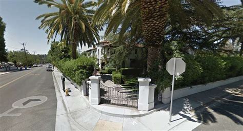 Woman Claims Gay Porn Company Trashed Her Airbnb Mansion Rental Sfgate