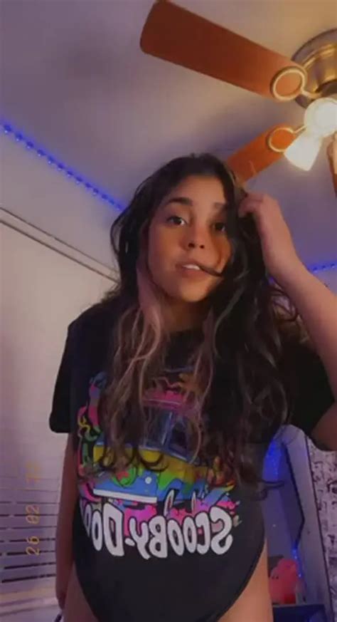 Barely Legal Caramel Latina Scrolller