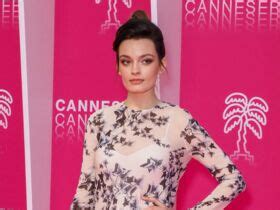 Sex Education Saison 4 Netflix Mauvaise Nouvelle Pour Les Fans De Maeve Emma MacKey