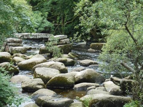 √ Dartmoor National Park Tourism