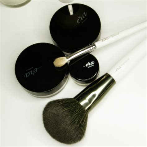 Kosmetyczne Remedium: Era Minerals- fundation routine flawless skin