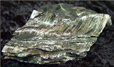 Асбест. Хризотил-асбест, амфиболовый асбест, рибекит крокидолит