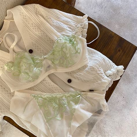 Wriufred Retro Three Dimensional Embroidery Lingerie Panties Set Girl Cotton Love Lace Push Up