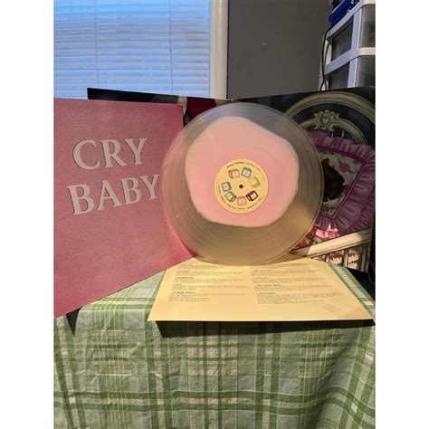 MELANIE MARTINEZ HOT TOPIC VINYL BLANKET PUZZLE BUNDLE Depop