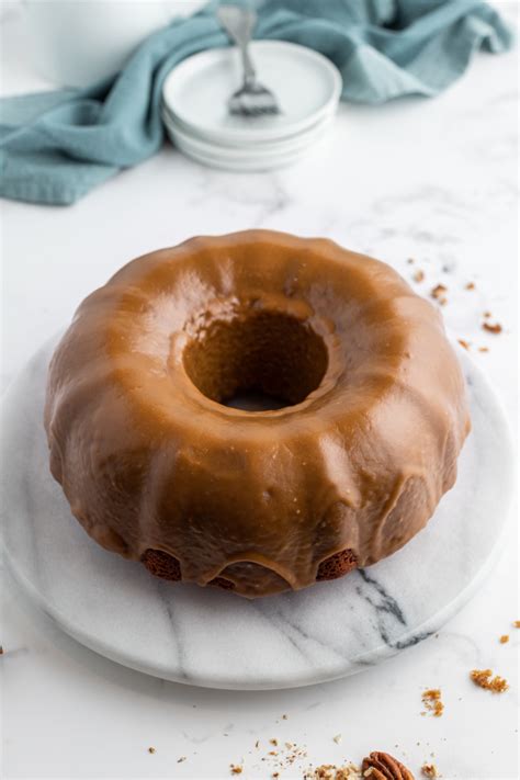 Caramel Cinnamon Roll Bundt Cake Recipes For Holidays