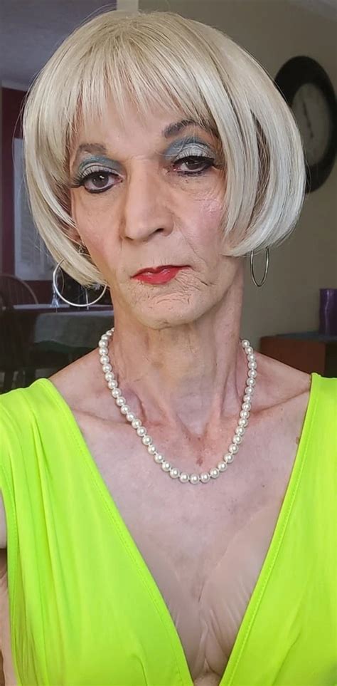 Bobbie In White Lingerie Nude Pics XHamster