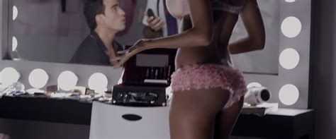 Nude Video Celebs Clarissa Sanchez Nude Claudia La Gatta Sexy Espejos