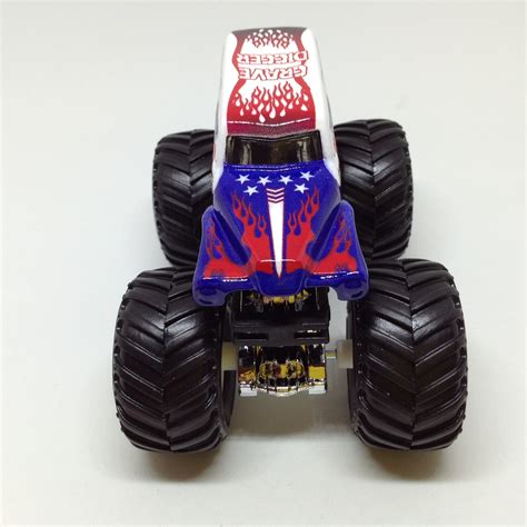 Julian S Hot Wheels Blog Grave Digger Monster Jam Truck Stars And Stripes Collection