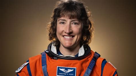 Meet Christina Koch Nasa Astronaut Nc Grad Flying Artemis Ii Wcnc