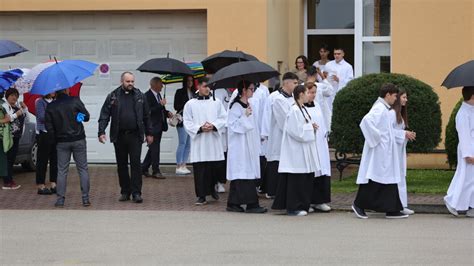 FOTO Herešinčani svečano proslavili blagdan Presvetog Trojstva