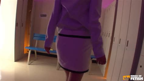 Japanese Babe Plays With Her Bush And Get Fucked With A Big Toy By A Ma Xasiat