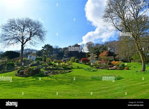 Clevedon Uk 10th Apr 2021 On A Warm Afternoon In Clevedon North